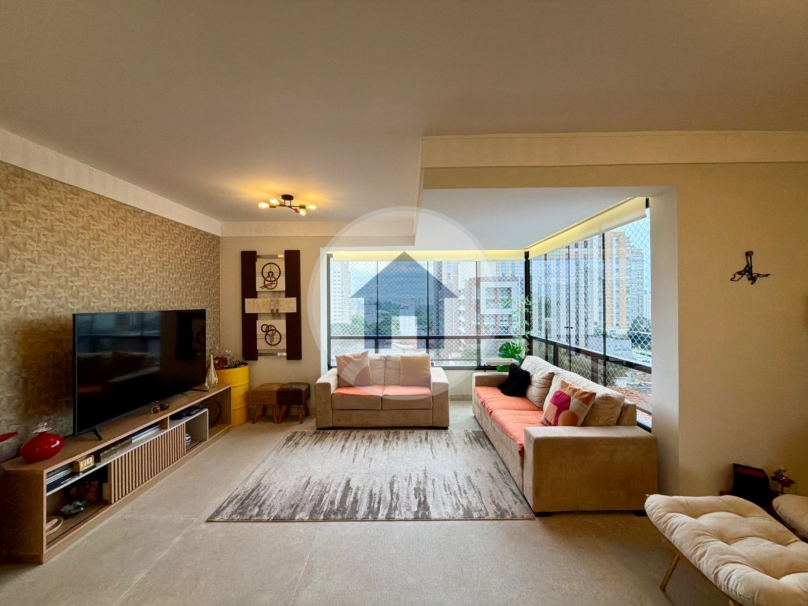 Apartamento de 3 dormitórios com suíte e 3 vagas em Vila Mariana · 112 m²
